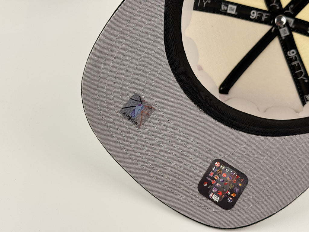 Chicago Bulls New Era 950 A-Frame Snapback Cap Cream Crown/Black Visor 6x Champs Side Patch