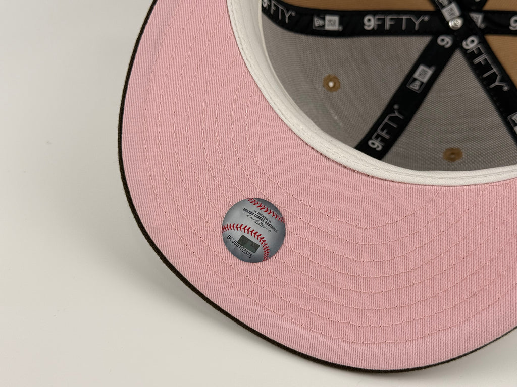 San Diego Padres Swinging Friar New Era 950 Snapback Khaki Crown/Brown Brim