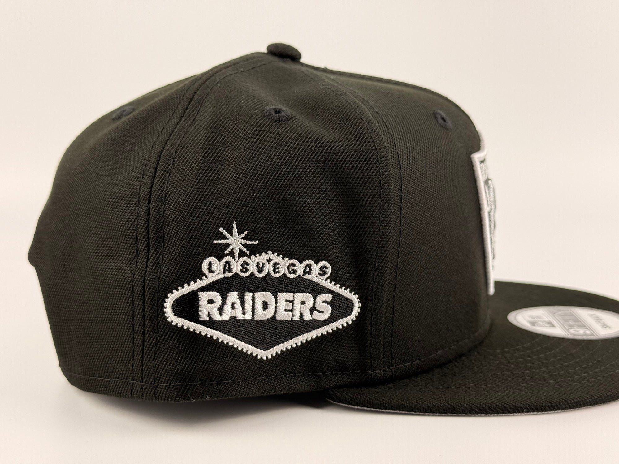 Las Vegas Raiders New Era 950 Snapback Black LV Side Patch