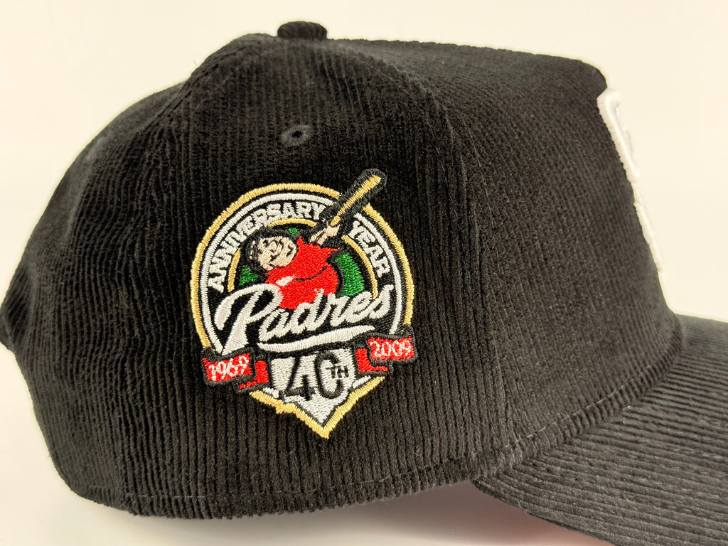 San Diego Padres New Era 940 A-Fame Snapback Full Corduroy Black/Red Underbrim