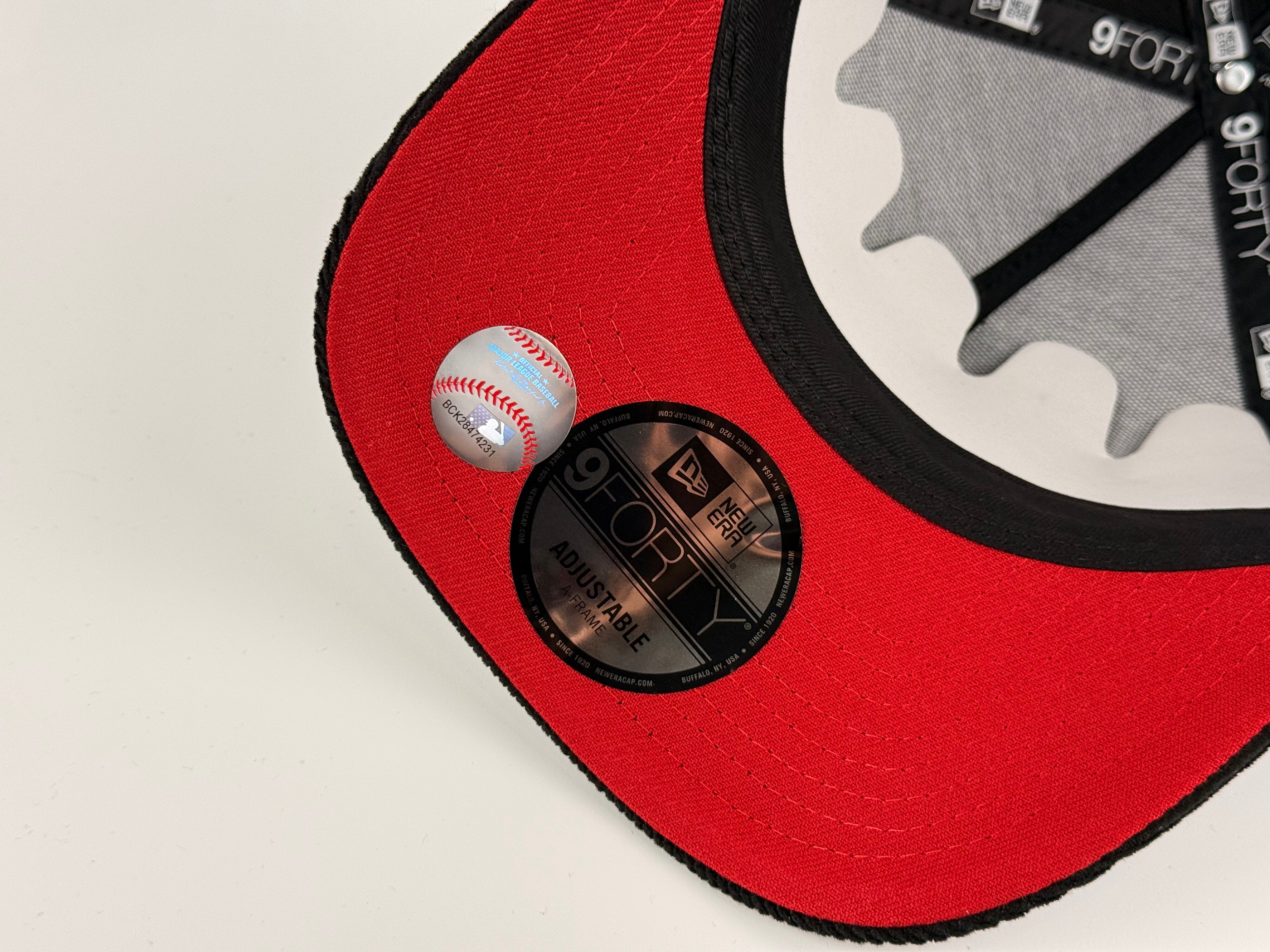 San Diego Padres New Era 940 A-Fame Snapback Full Corduroy Black/Red Underbrim