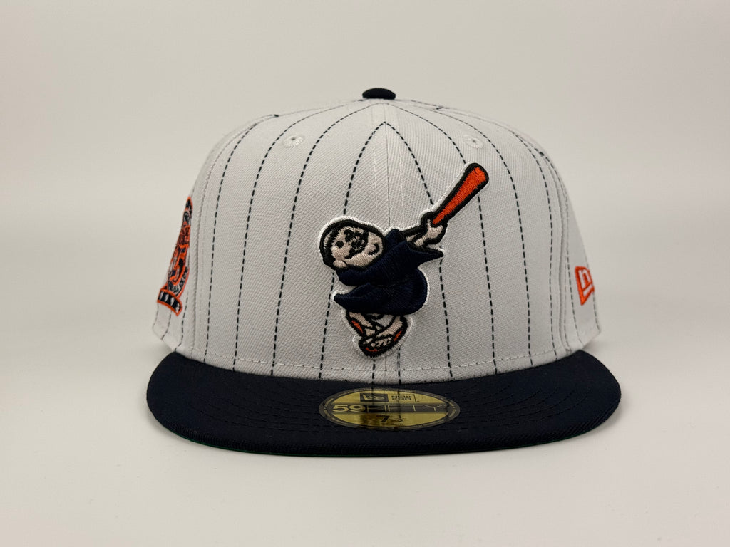 San Diego Padres 80s Pinstripe Swinging Friar New Era Cap 5950 Fitted Hat White/Navy